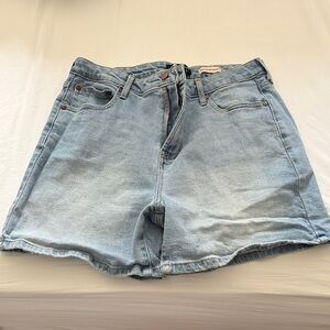 BGBC Boyfriend Short